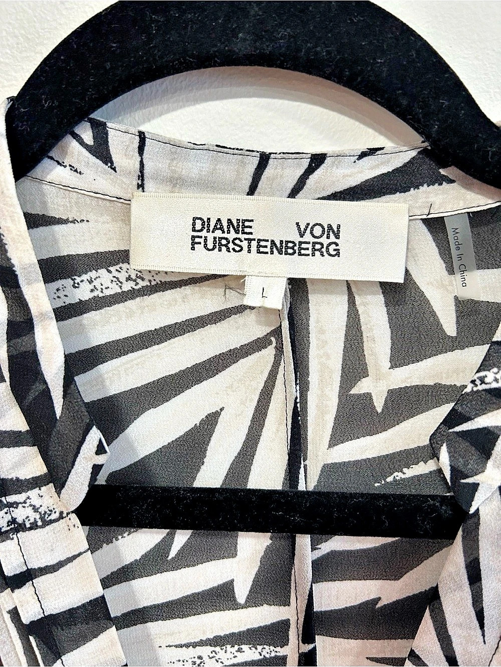 Diane von Furstenberg DVF Abstract Print Midi Dress Black & White Like New - Picture 3 of 4